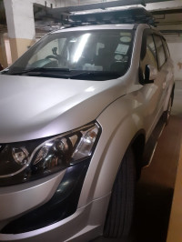 Mahindra XUV 500 W6