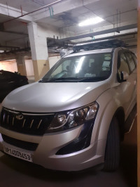 Mahindra XUV 500 W6