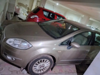 Metallic Gold Fiat Linea T JET PLUS