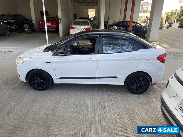 Ford Aspire titanium