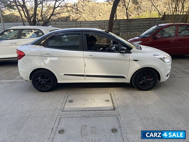 Ford Aspire titanium