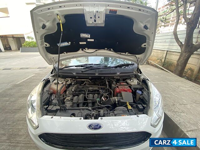 Ford Aspire titanium