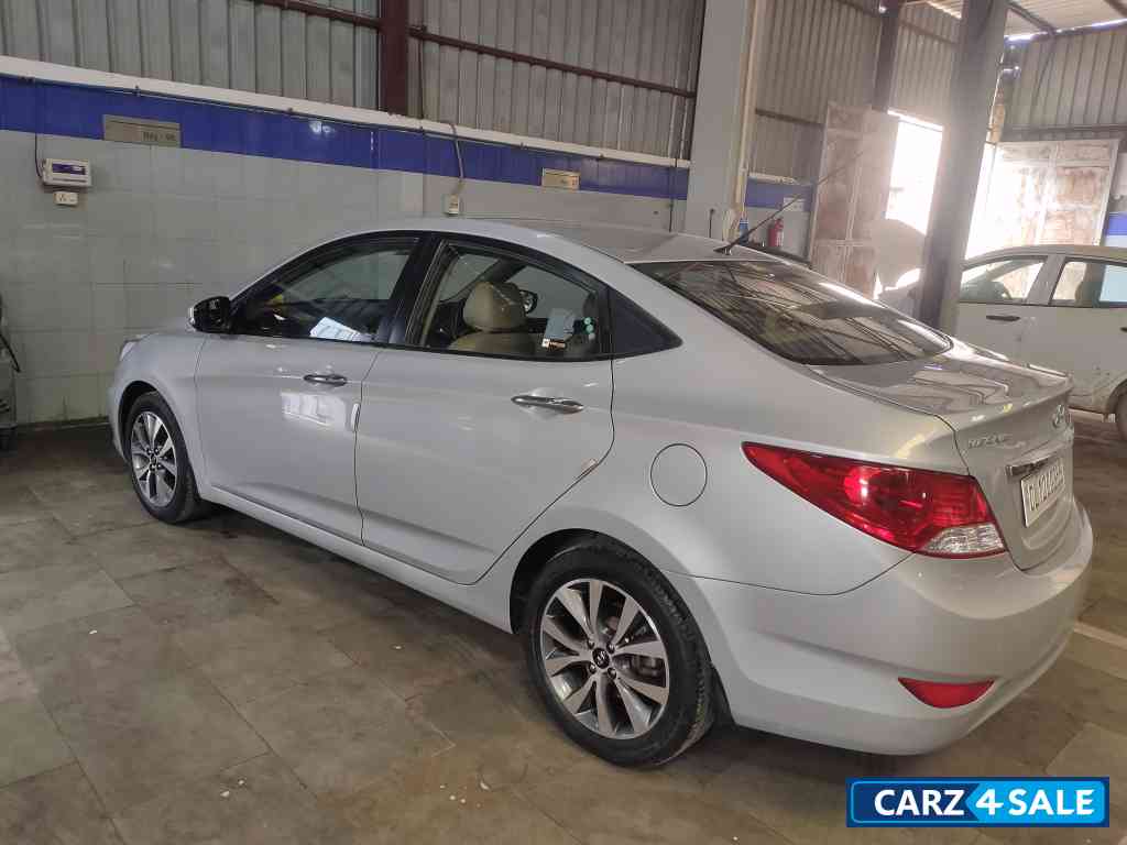 Hyundai Verna SX 1.6 OPT