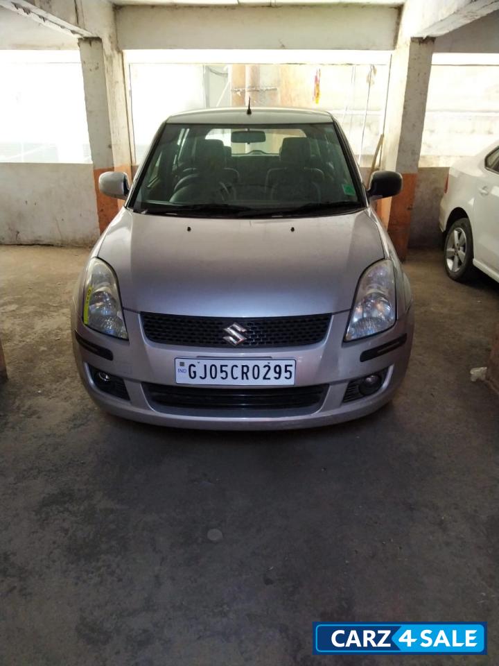 Maruti Suzuki Swift VXI