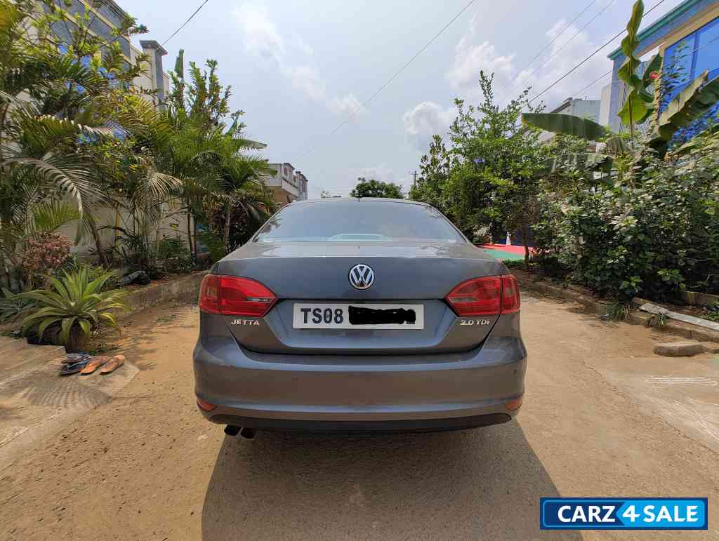 Volkswagen Jetta 2.0 tdi highline