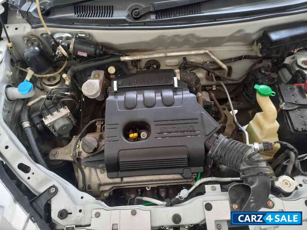 Silver Maruti Suzuki Alto K10 VXI