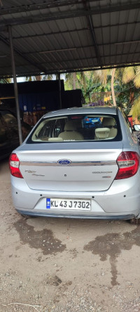 Grey Ford Aspire 1.8