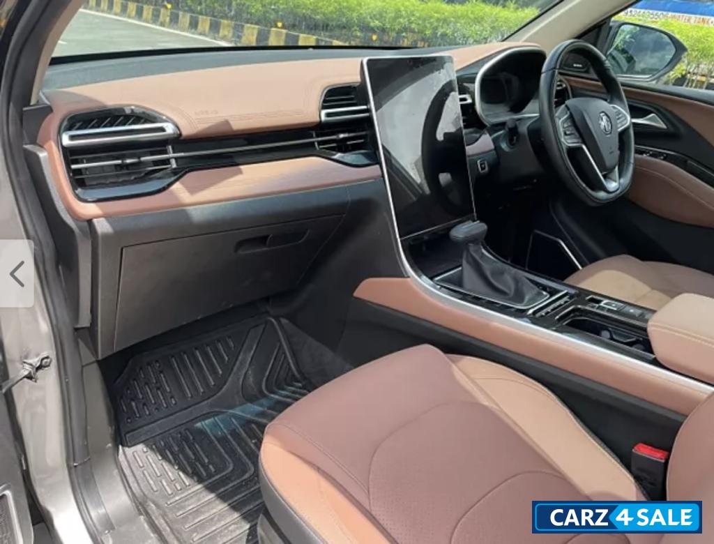 MG Hector Plus HECTORPLUS7 SHARPPRO CVT