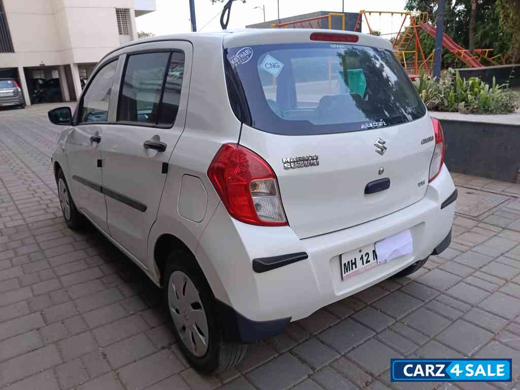 Pearl Arctic White Maruti Suzuki Celerio Vxi CNG Green