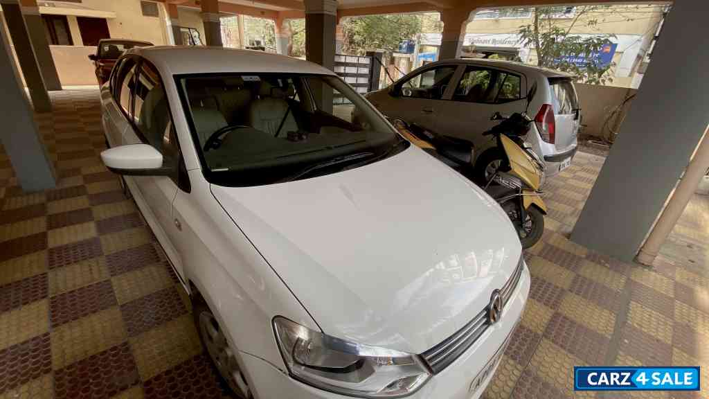 White Volkswagen Vento Petrol