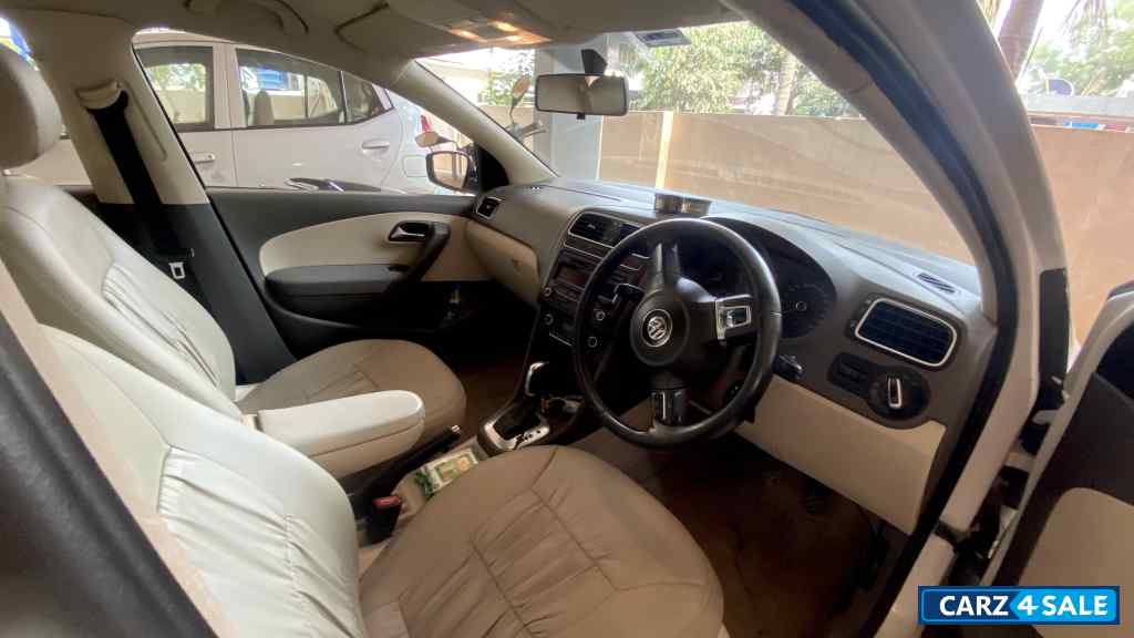 White Volkswagen Vento Petrol