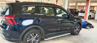 Mahindra XUV700 AX5 MT Petrol 7 seater