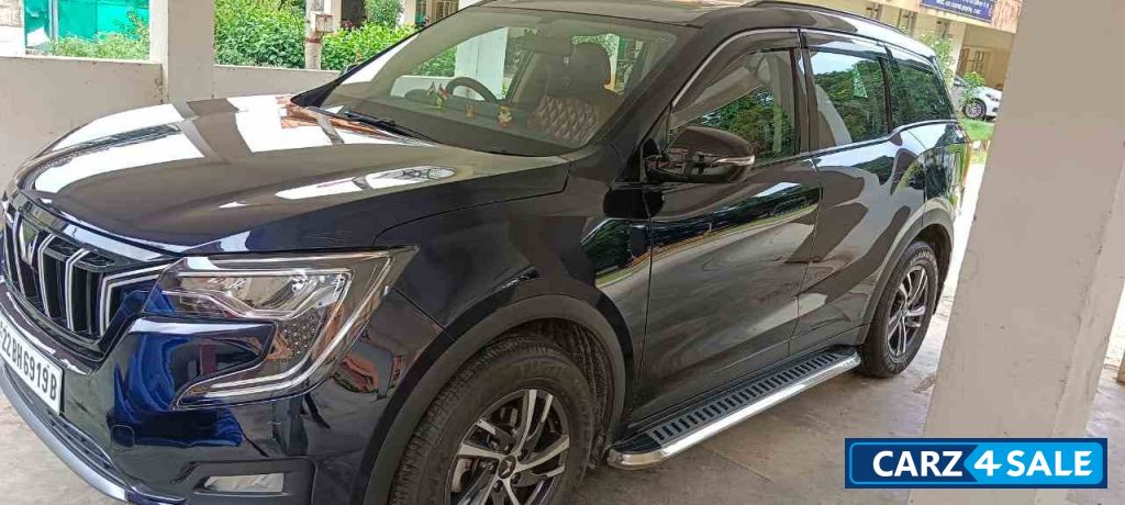 Mahindra XUV700 AX5 MT Petrol 7 seater