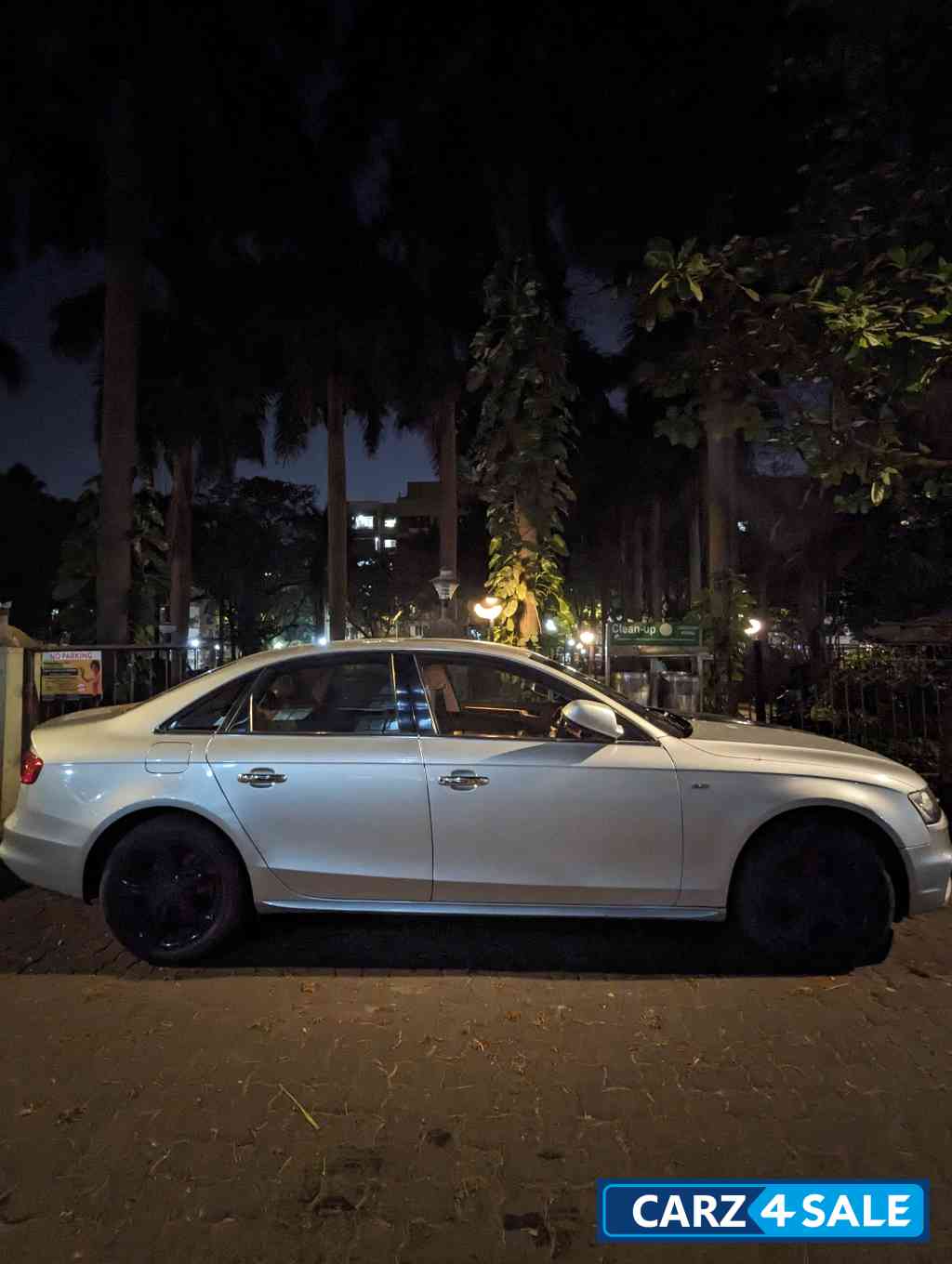 Audi A4 2.0 TDI Multitronic Sline