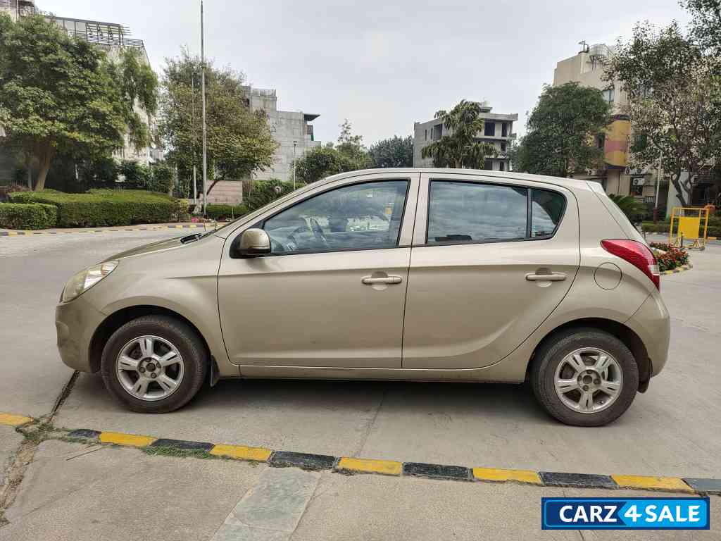 Hyundai i20 Asta 1.2 2011 Petrol