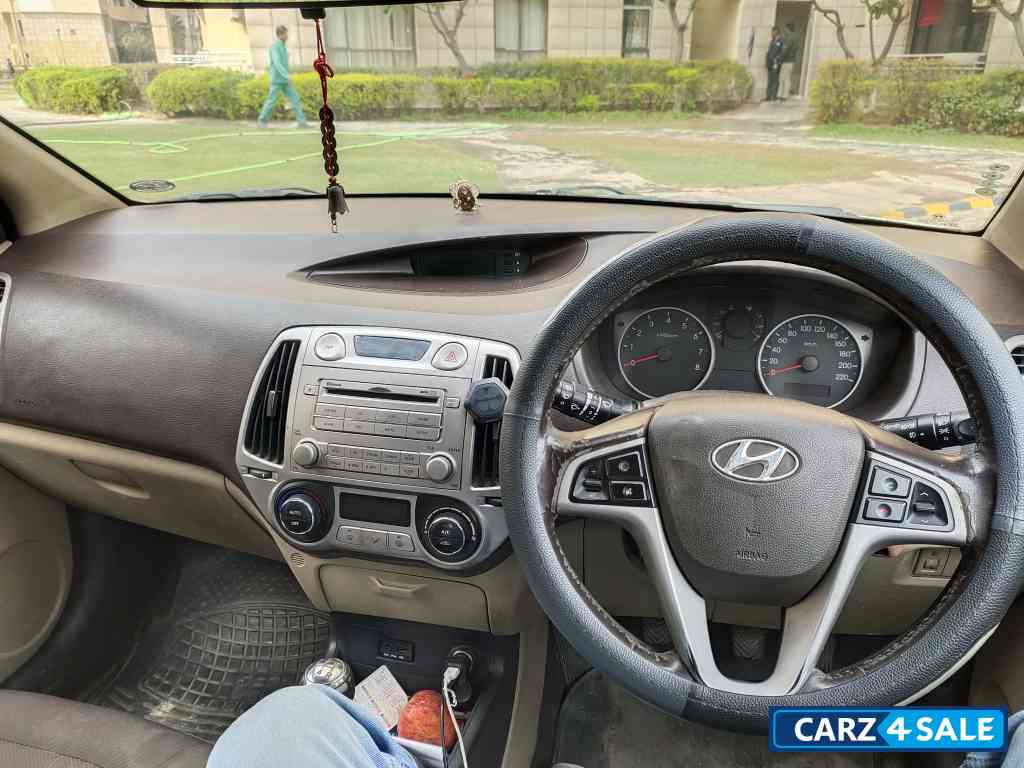 Hyundai i20 Asta 1.2 2011 Petrol