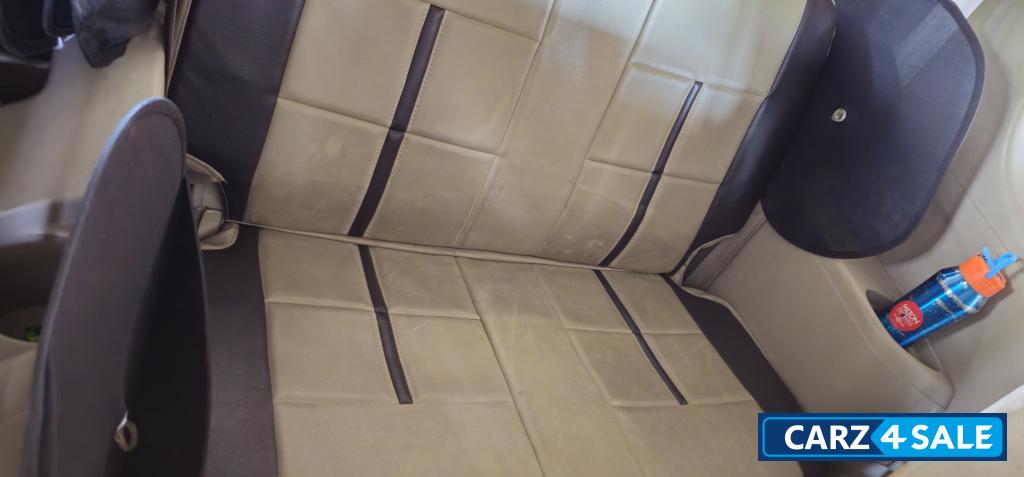 Maruti Suzuki Ertiga vxi