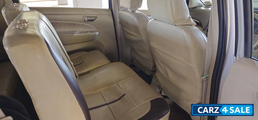 Maruti Suzuki Ertiga vxi