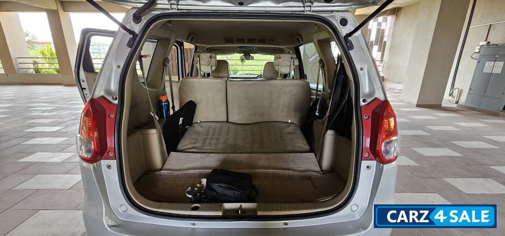 Maruti Suzuki Ertiga vxi