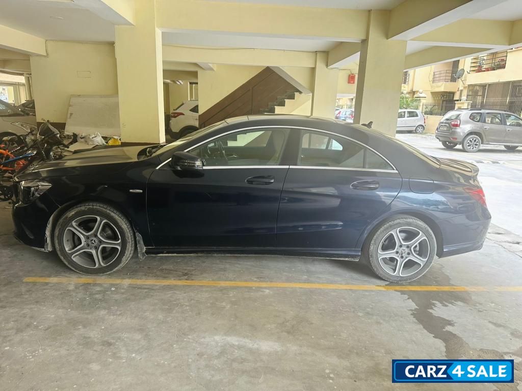 Blue Mercedes-Benz CLA 200 d sport