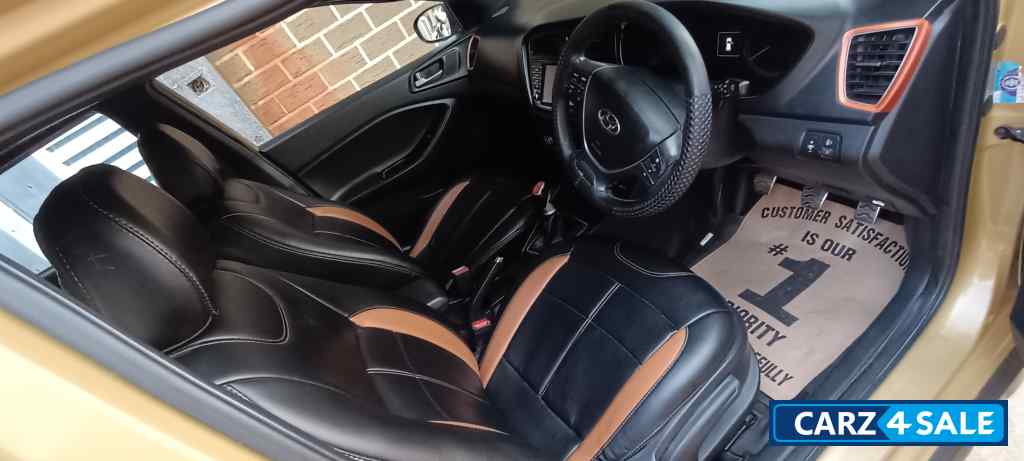 Gold Hyundai Elite i20 I 20 Active