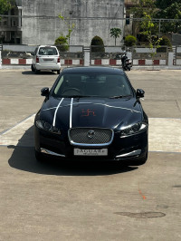 Jaguar XF 3.0-litre, V6 engine