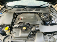 Jaguar XF 3.0-litre, V6 engine