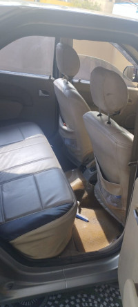 Silver Mahindra Renault Logan 1.6Glx