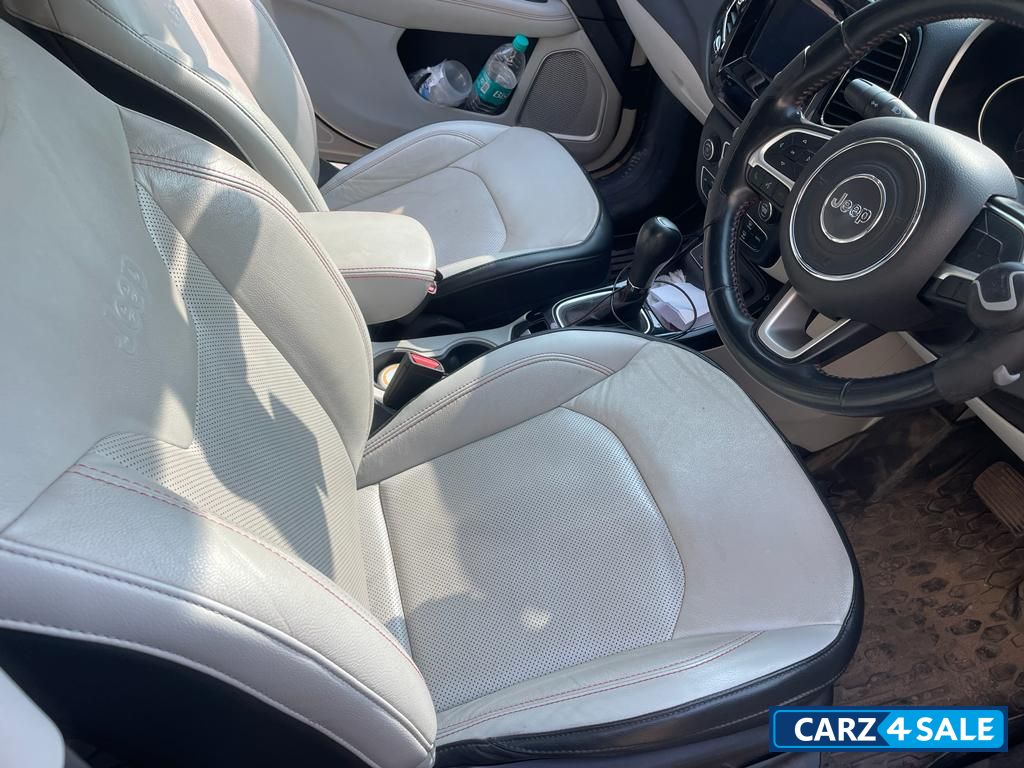 Jeep Compass Petrol AT