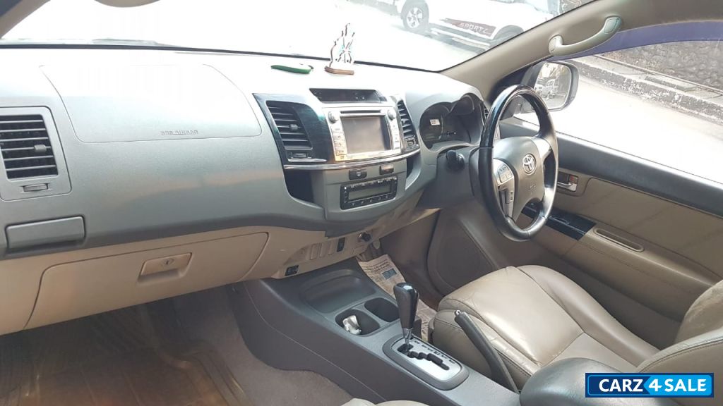 Toyota Fortuner 4x2 4 speed AT TRD Sportivo