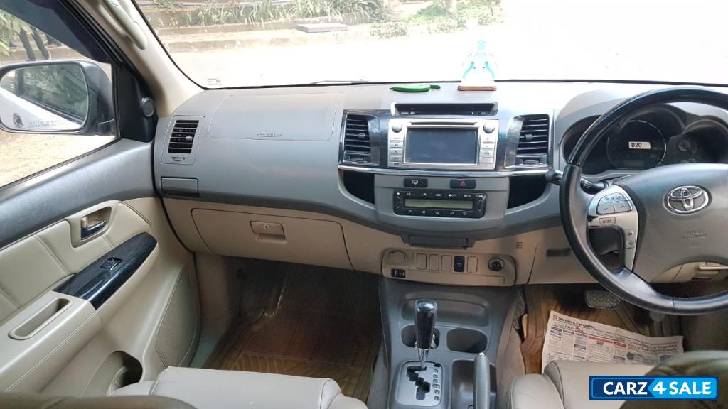 Toyota Fortuner 4x2 4 speed AT TRD Sportivo