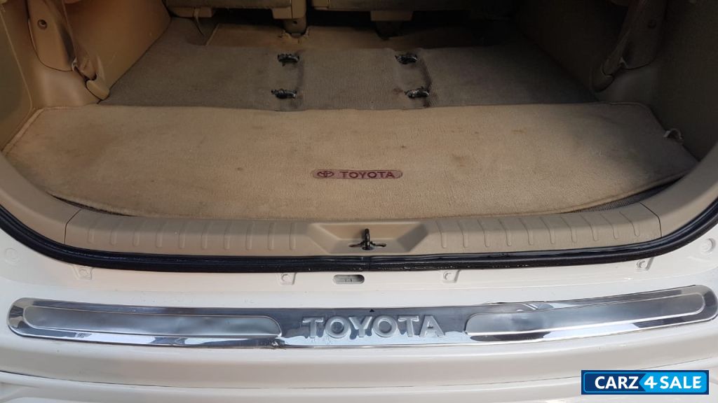 Toyota Fortuner 4x2 4 speed AT TRD Sportivo