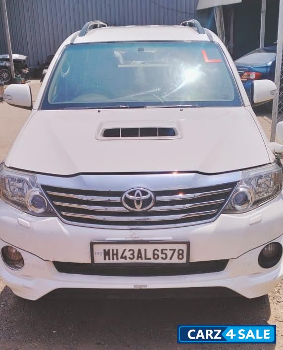 Toyota Fortuner 4x2 4 speed AT TRD Sportivo