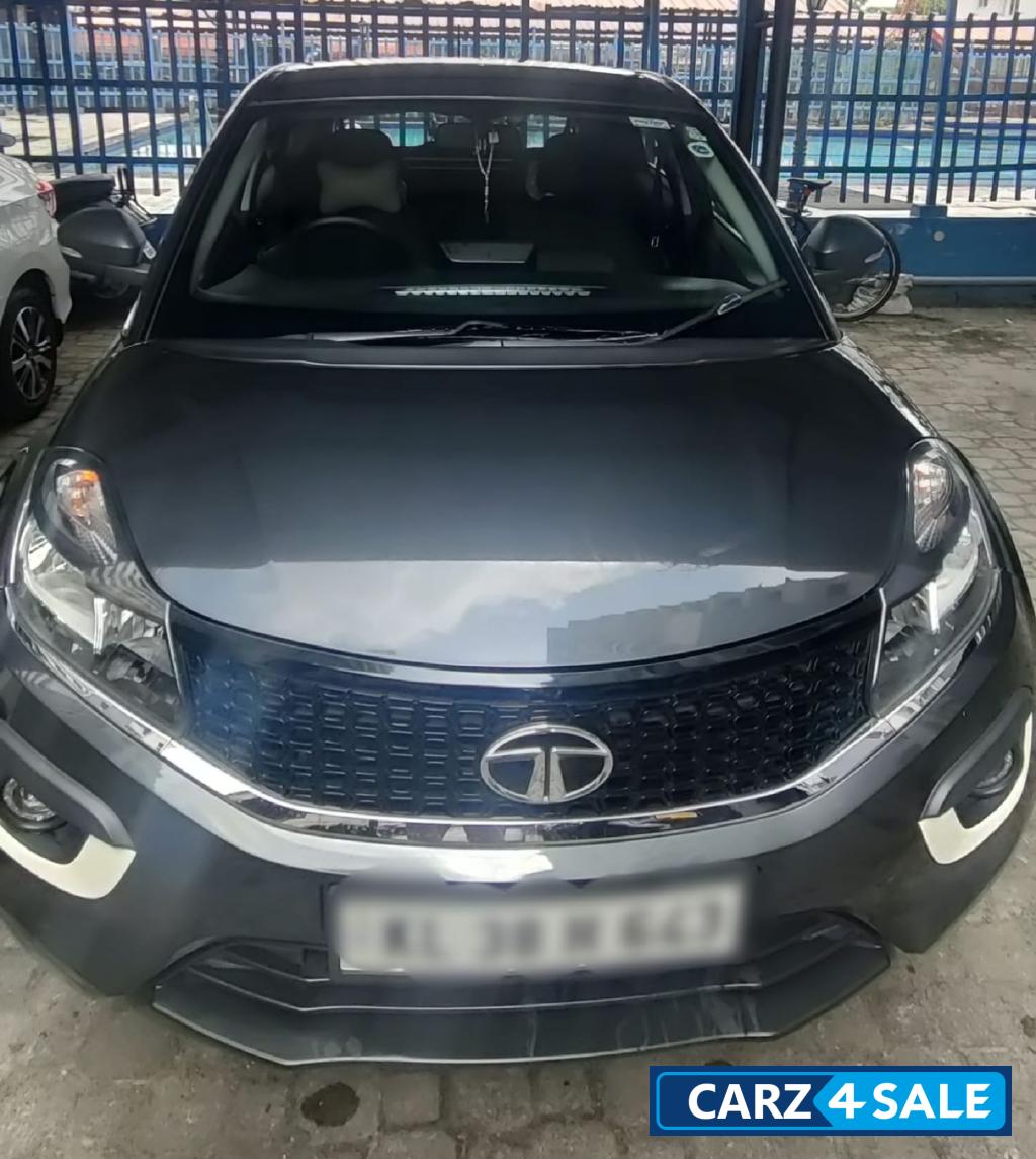 Tata Nexon XM Petrol