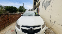 White Chevrolet Cruze AUTOMATIC DIESEL