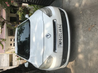 White Renault Fluence E2