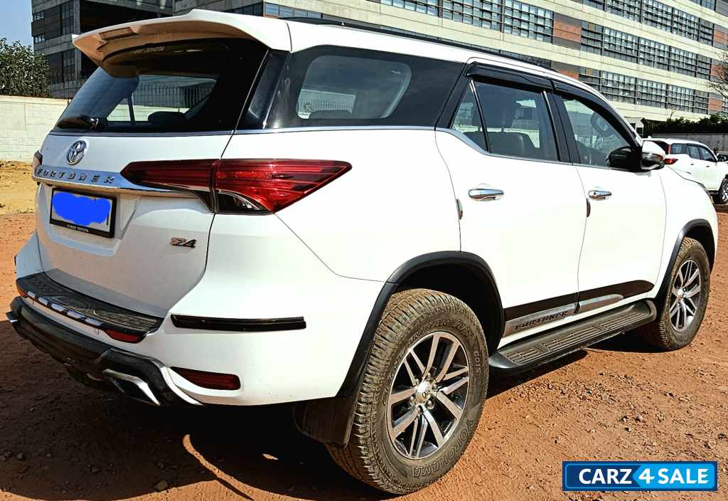 Toyota Fortuner 4x4 automatic