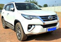 Toyota Fortuner 4x4 automatic