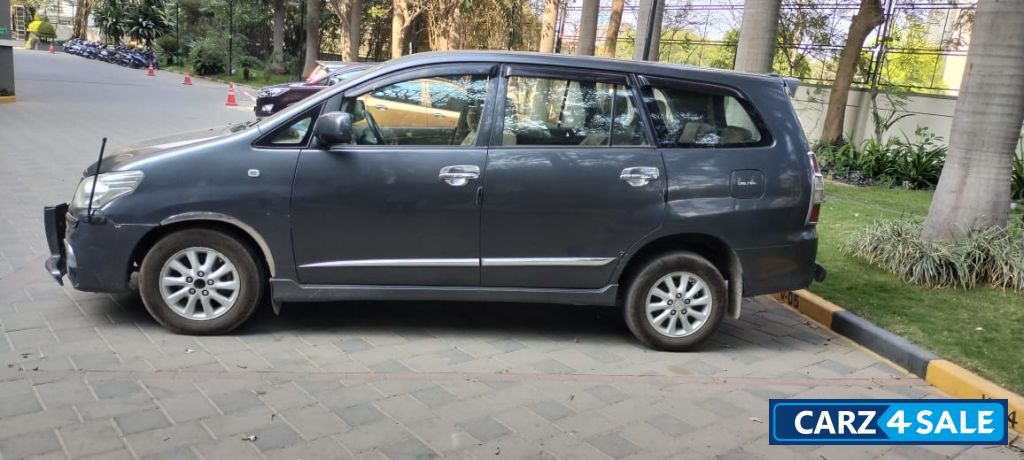 Toyota Innova