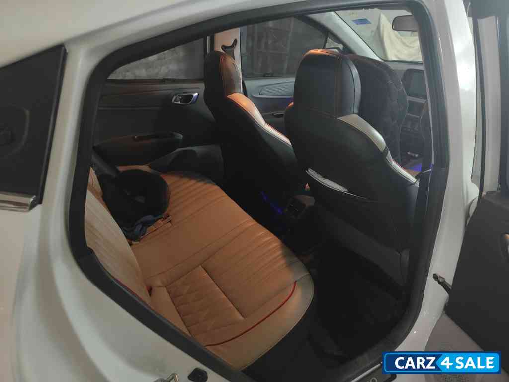 Hyundai i10 Hyundai Grand i10 Nios Sportz 1.2 Kappa VTVT CNG BS6 Hyundai i10 Hyundai Grand i10 Nios Sportz 1.2 Kappa VTVT CNG BS6