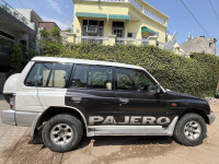 Mitsubishi Pajero GLX 2.8 2009 Model