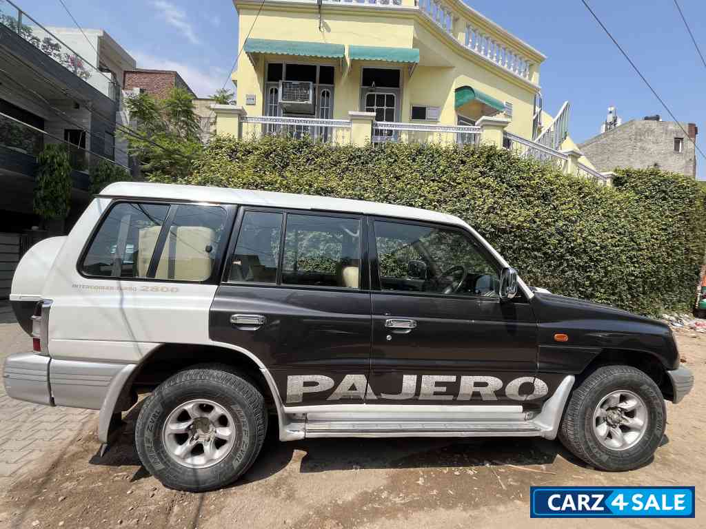 Mitsubishi Pajero GLX 2.8