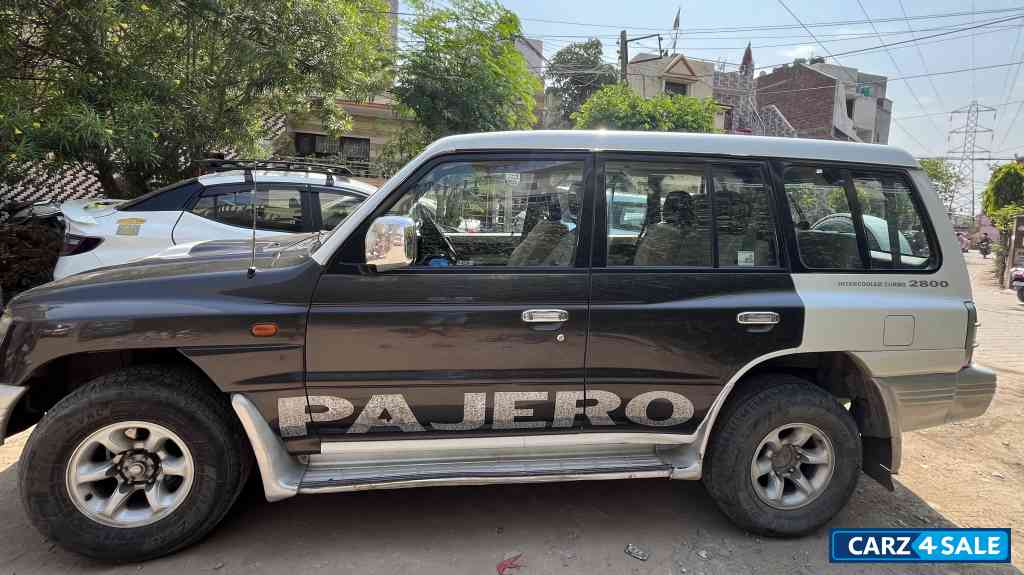 Mitsubishi Pajero GLX 2.8