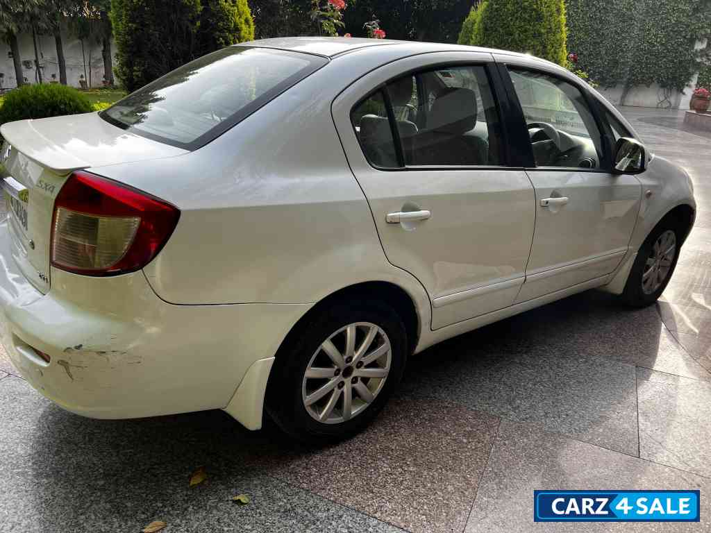 Maruti Suzuki SX4 ZXI Petrol