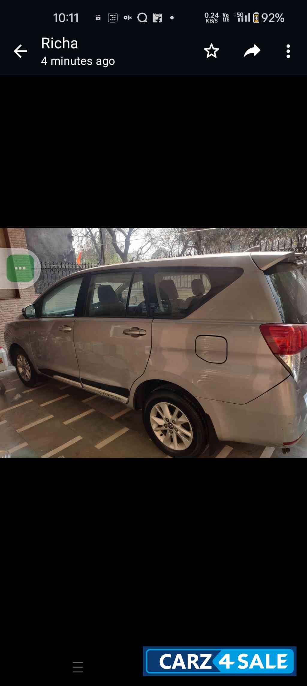 Silver Toyota Innova 2.8gx automatic Silver Toyota Innova 2.8gx automatic