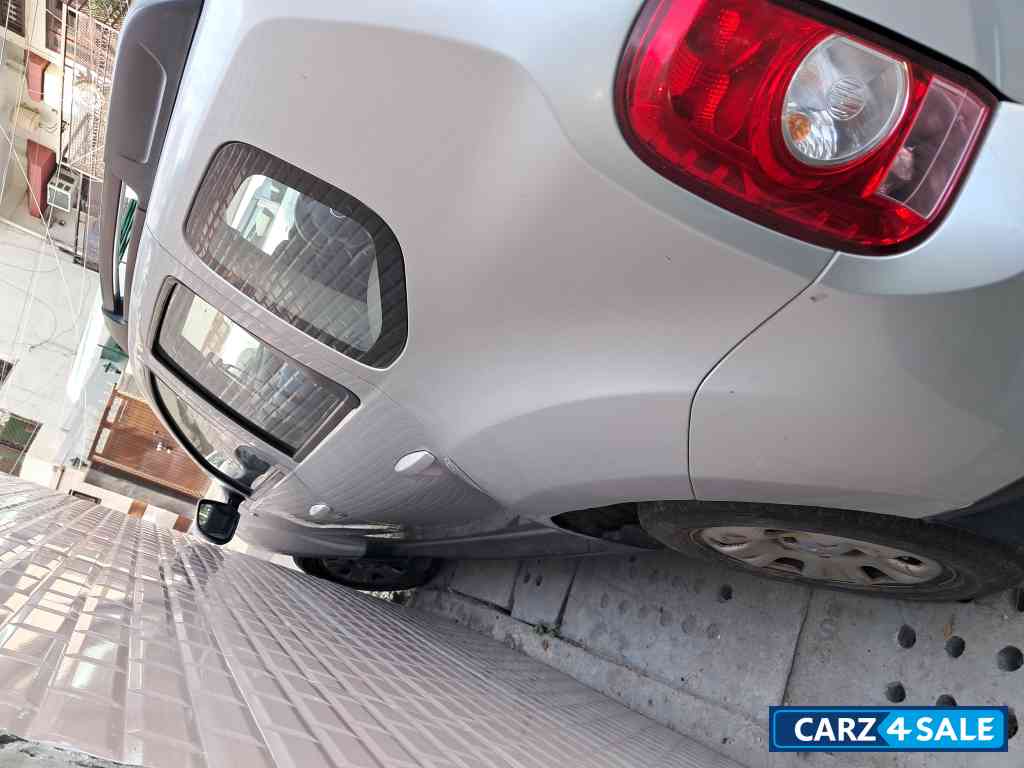 Renault Duster Rxe petrol