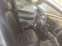 Pearl White Hyundai i20 Type 2