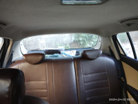 Pearl White Hyundai i20 Type 2