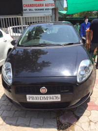 Black Fiat Punto Active 1.3