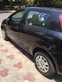 Black Fiat Punto Active 1.3